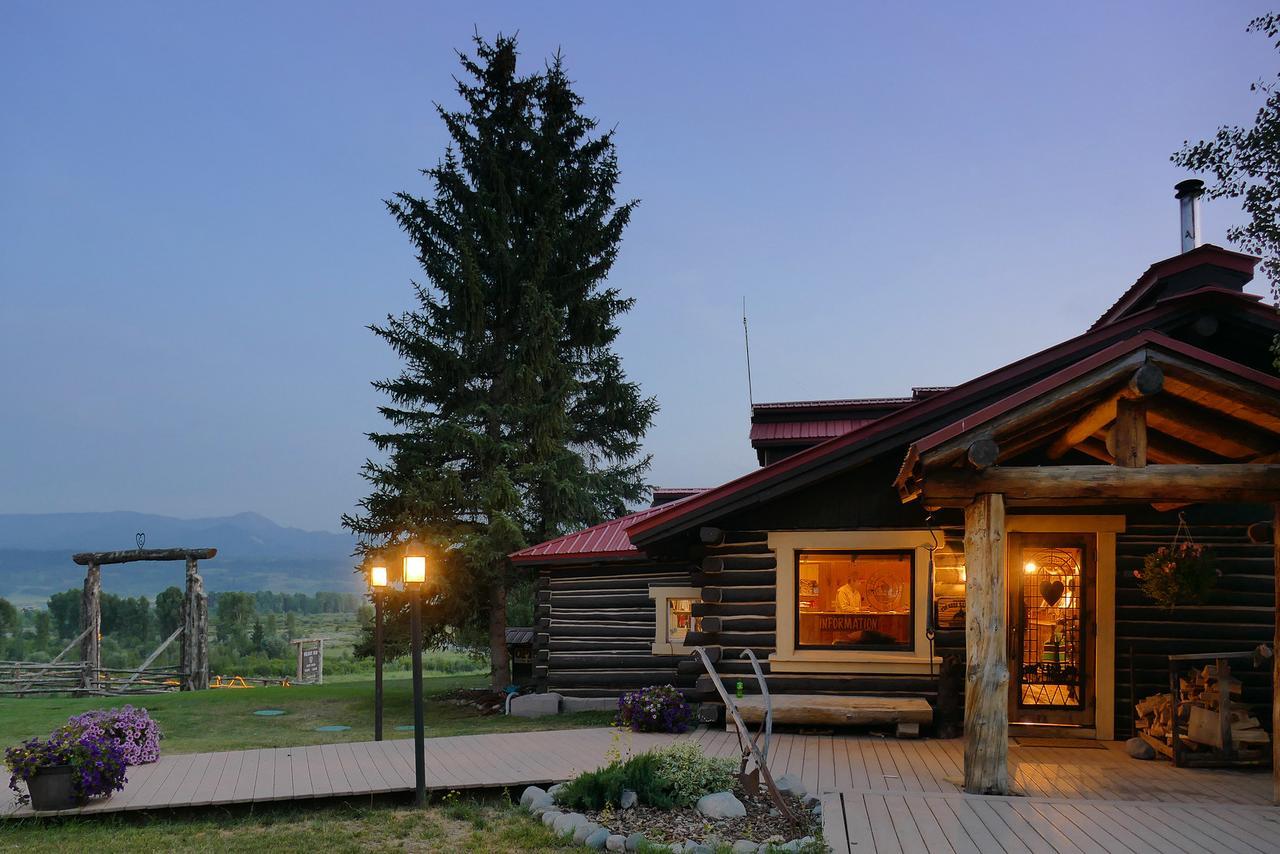 Buffalo Valley Ranch Luxury tent Moran